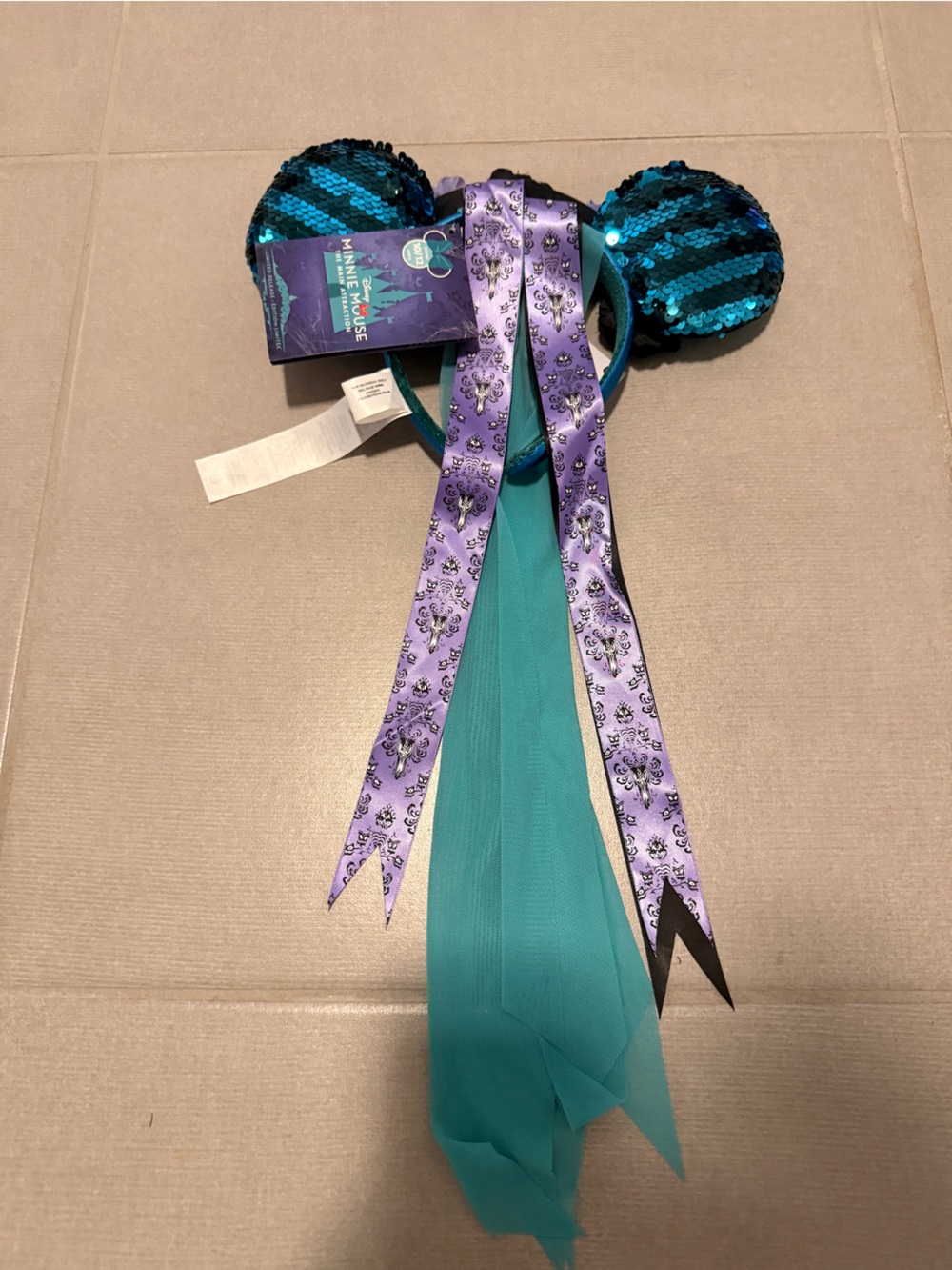 Main Attraction Series Disney Minnie Mouse Haunted Mansion Ears. - Picture 3 of 4